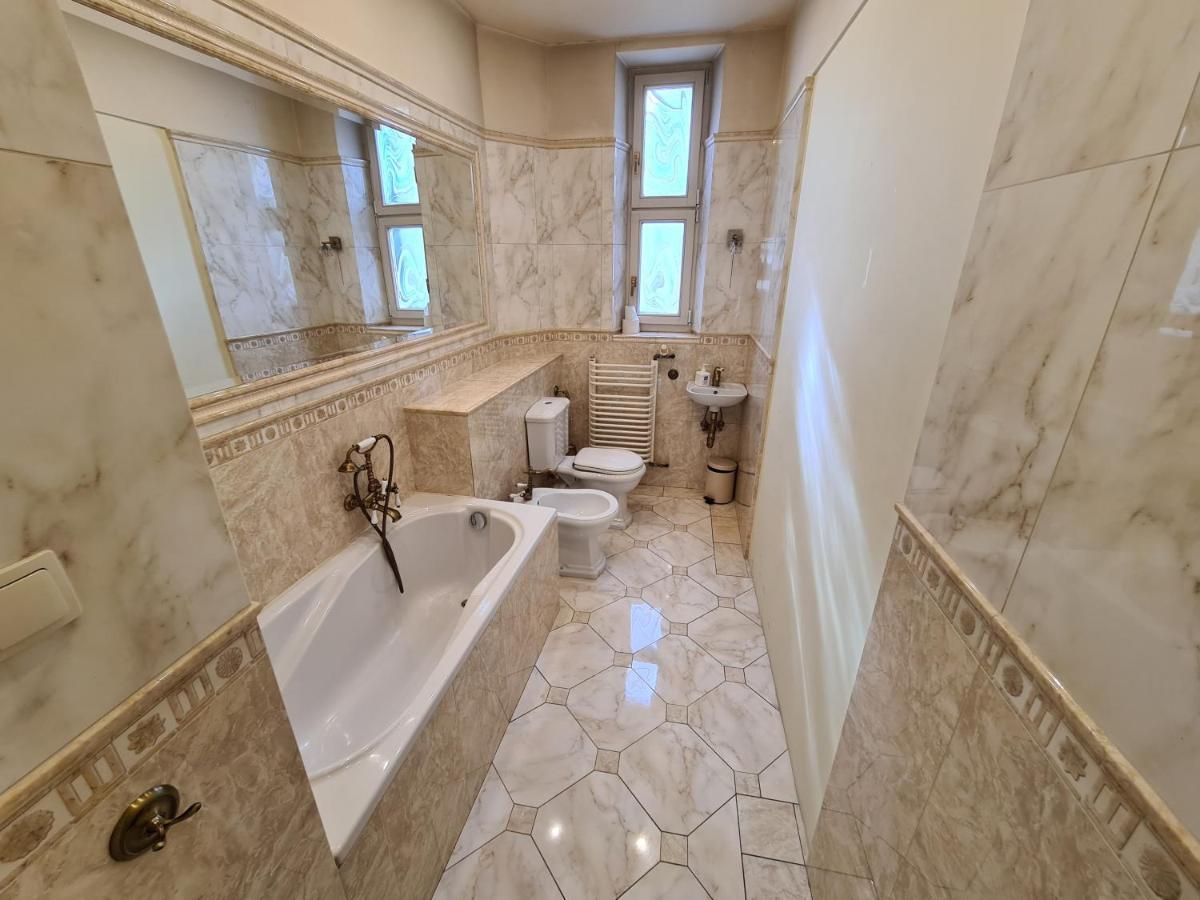 Apartament Krysztalowy Катовице Экстерьер фото